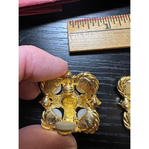 Large JOAN RIVERS Imitation Pearl & Rhinestone Clip Earrings Designer Signed - Picture 4 of 7